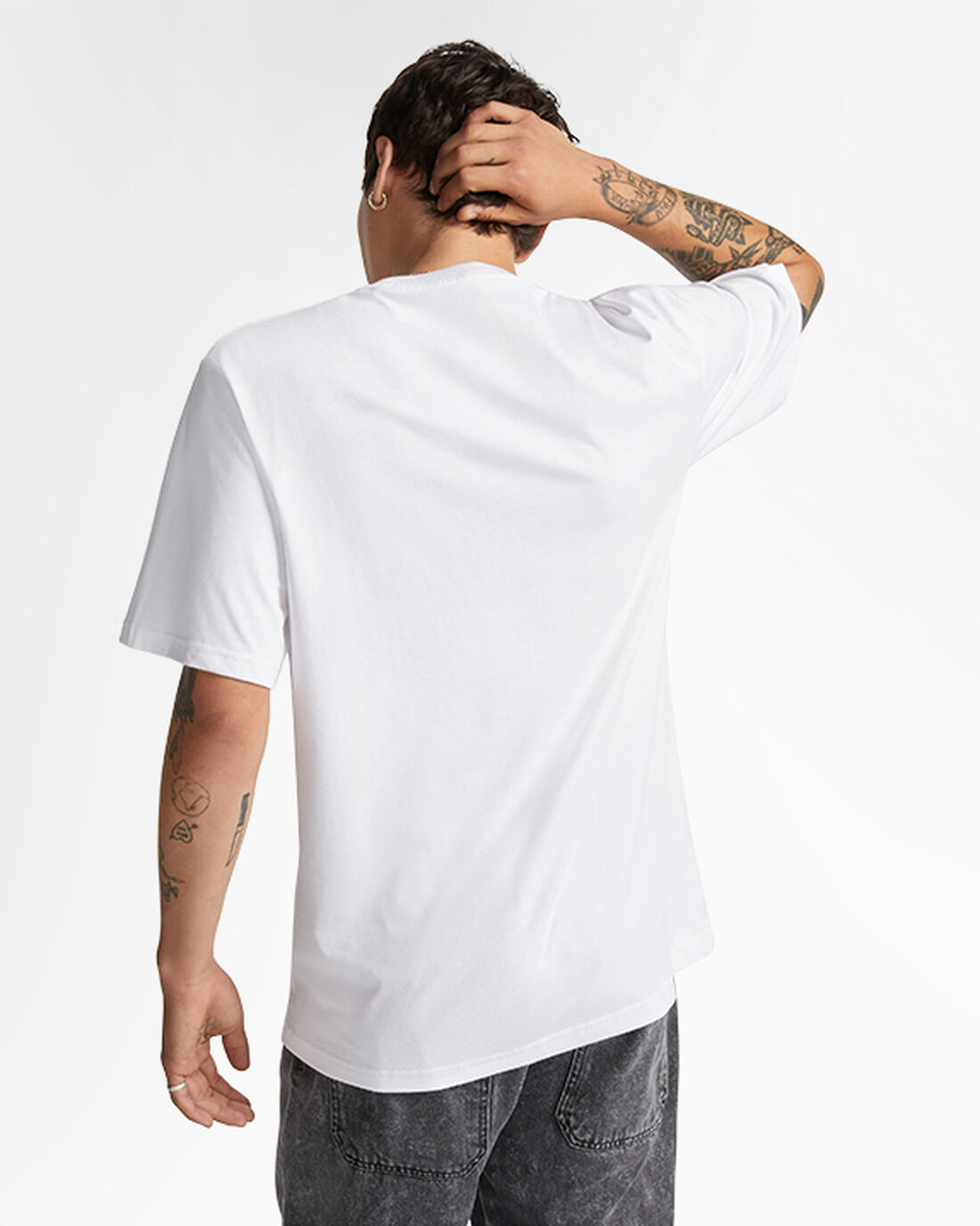 Converse Go-To Clouds Graphic Standard Fit T-shirt Dam Vita | Sverige-54628