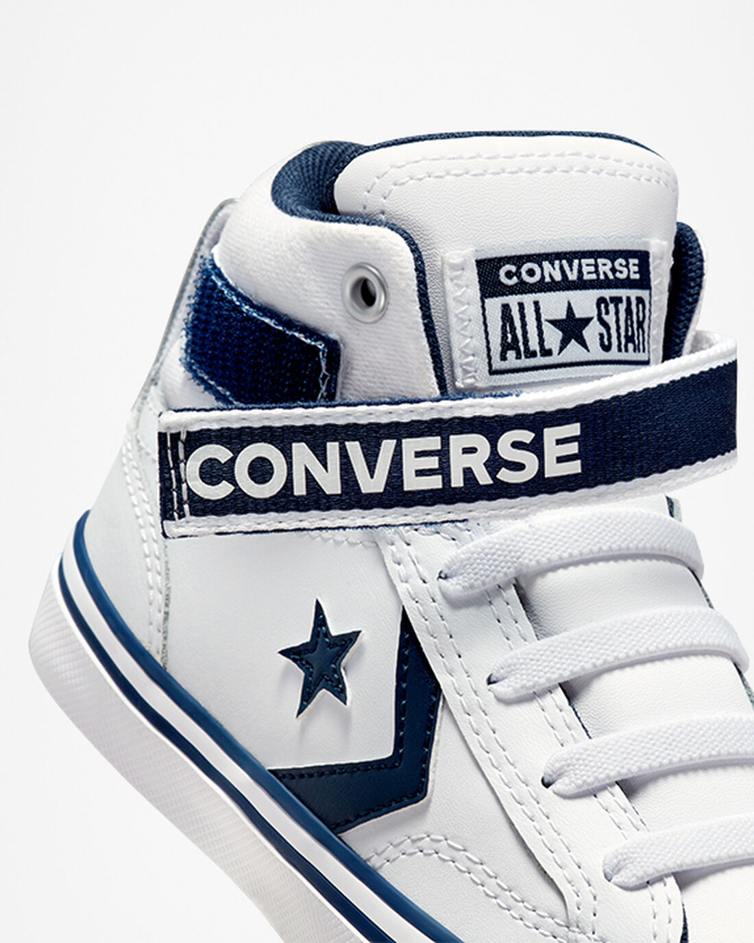 Converse Pro Blaze Rem Easy-On Varsity Club Höga Sneakers Pojke Vita/Marinblå/Vita | Sverige-64091